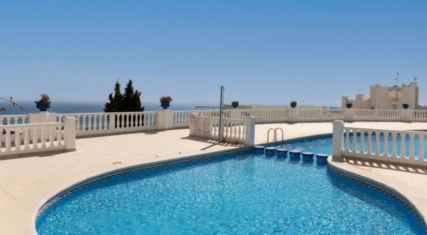 Photo of Perla Blanca