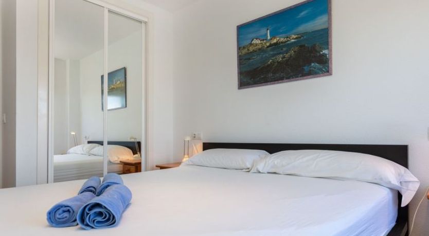 Photo of Perla Blanca