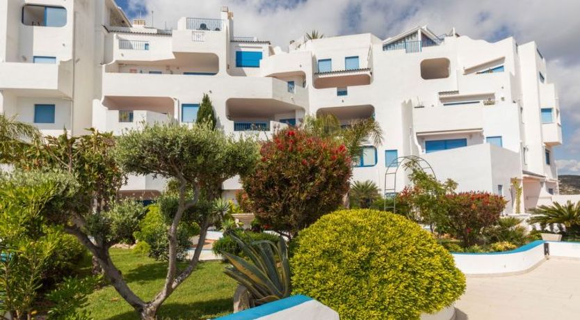 Photo of Perla Blanca