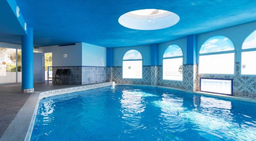 Photo of Perla Blanca