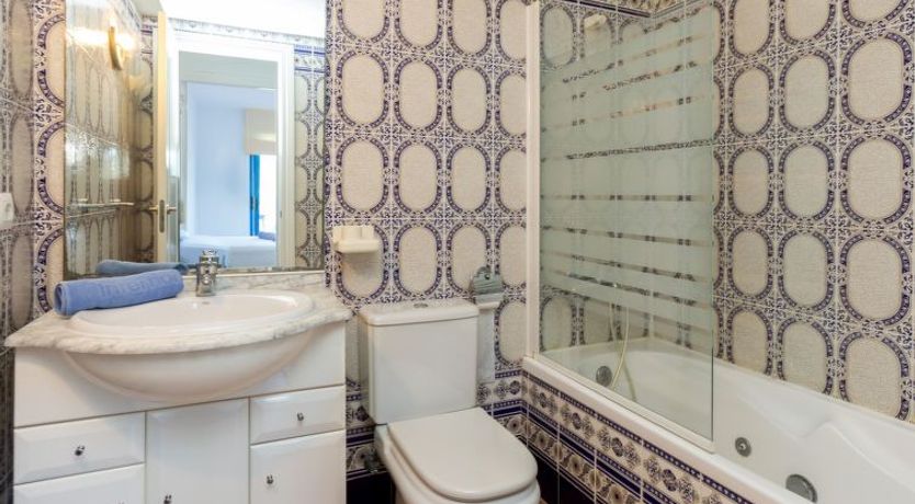 Photo of Perla Blanca