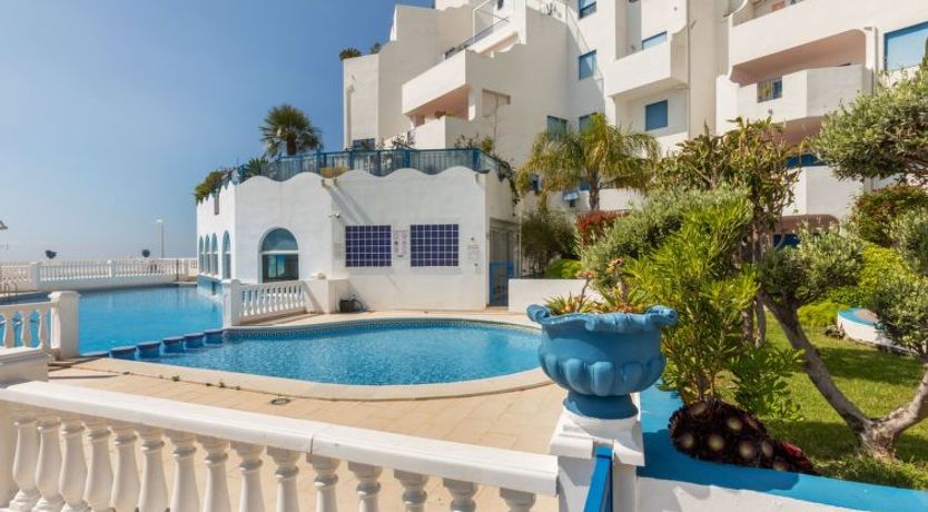 Photo of Perla Blanca