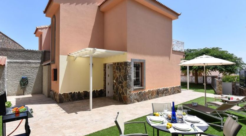 Photo of Chalet Santa Ana 15