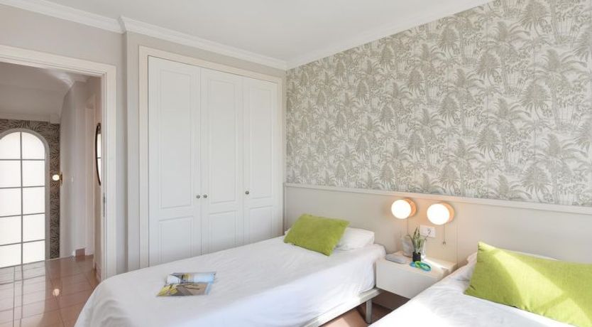 Photo of Chalet Santa Ana 15