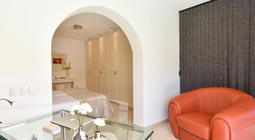 Photo of Sun Club EM259A