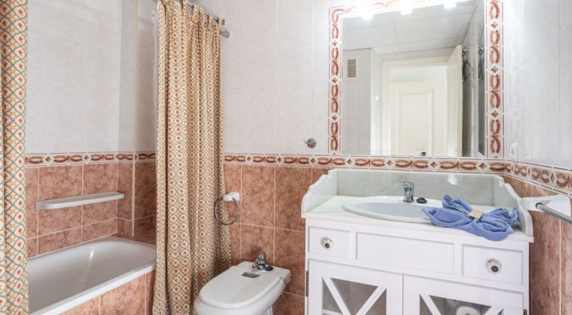 Photo of Lorcrimar III Apartment 2