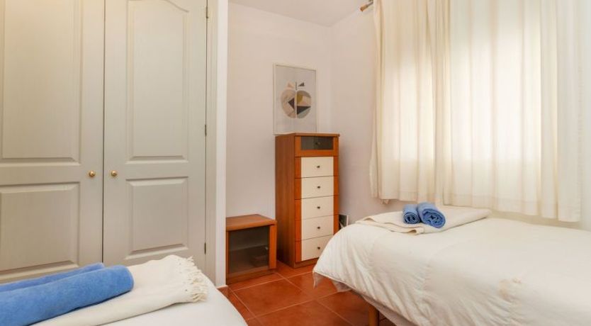 Photo of "Green Beach Gold" Apartment 5