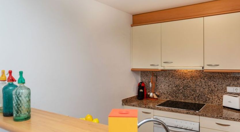 Photo of "Green Beach Gold" Apartment 5