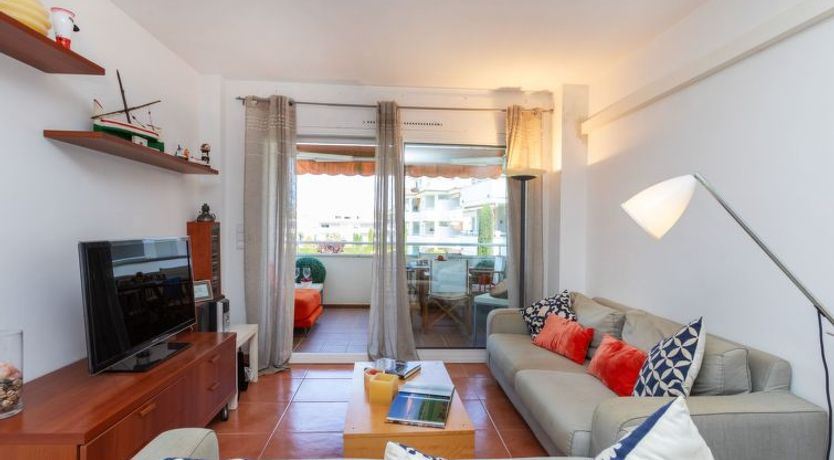 Photo of "Green Beach Gold" Apartment 5