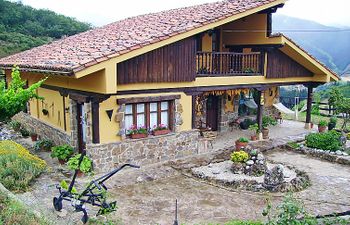 Potes Viñon Holiday Home