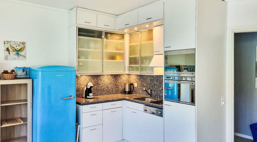 Photo of Frontlake Panorama Apt. 408 Apartment 3