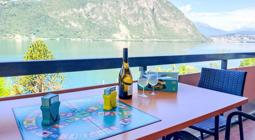 Photo of Frontlake Panorama Apt. 408 Apartment 3