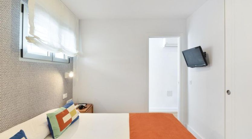 Photo of Beachfront Nasas 4 JM