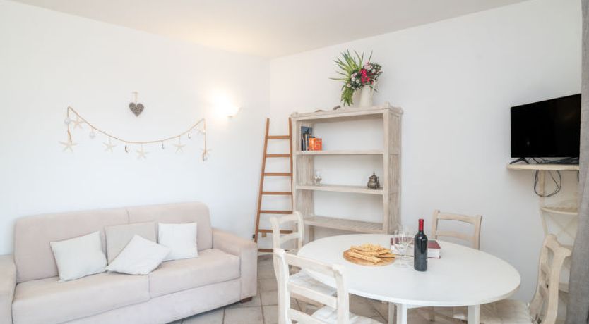 Photo of Timo Apartment 15