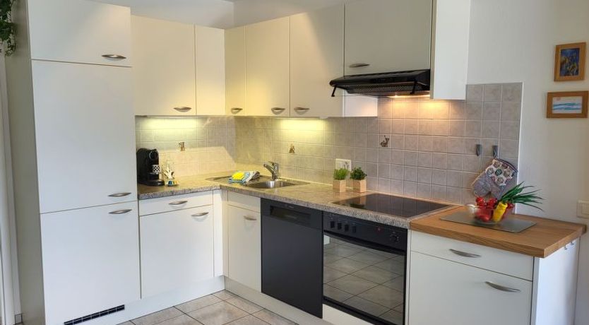 Photo of Lakeview La Marea