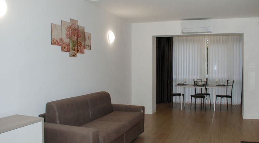 Photo of Charming Gardenview App. 102 Apartment 11