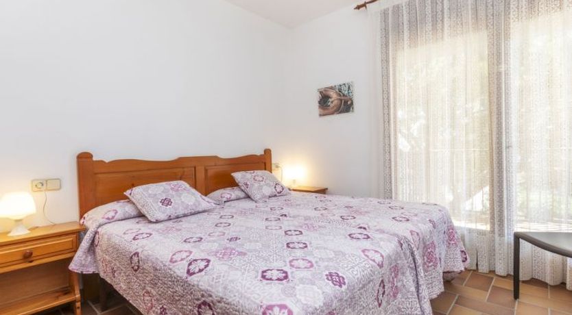 Photo of "Melis II M8 Playa de Pals" Apartment 5