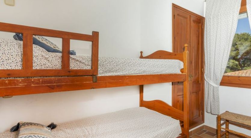 Photo of "Melis II M8 Playa de Pals" Apartment 5