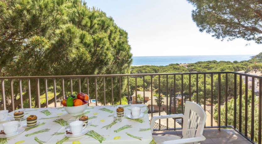 Photo of "Melis II M8 Playa de Pals" Apartment 5