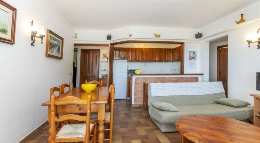 Photo of "Melis II M8 Playa de Pals" Apartment 5