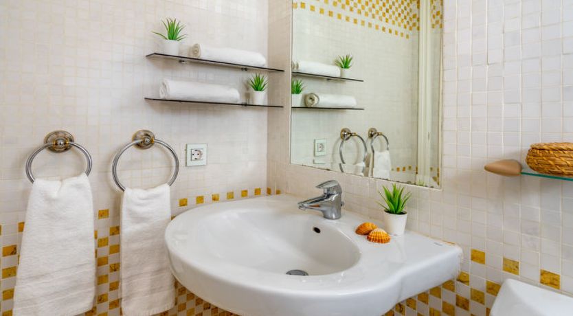 Photo of Las Adelfas