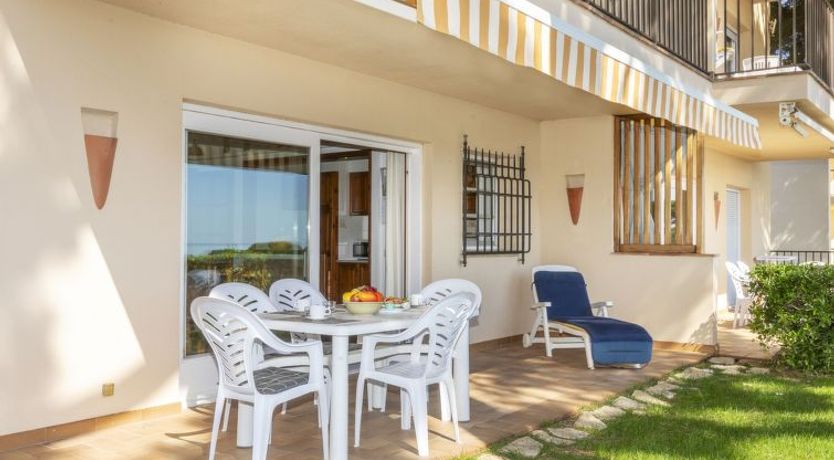 Photo of "Melis II M3 Playa de Pals" Apartment 2