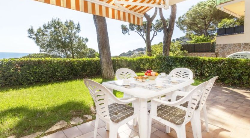 Photo of "Melis II M3 Playa de Pals" Apartment 2