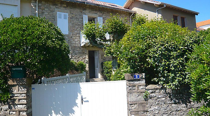 Photo of Haitze Egoa Apartment 3