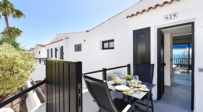 Photo of Los Canarios 629 - Adults Only