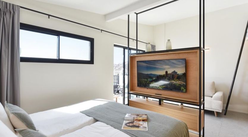 Photo of Los Canarios 629 - Adults Only