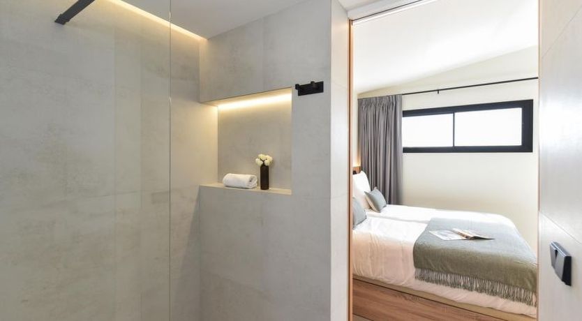 Photo of Los Canarios 629 - Adults Only