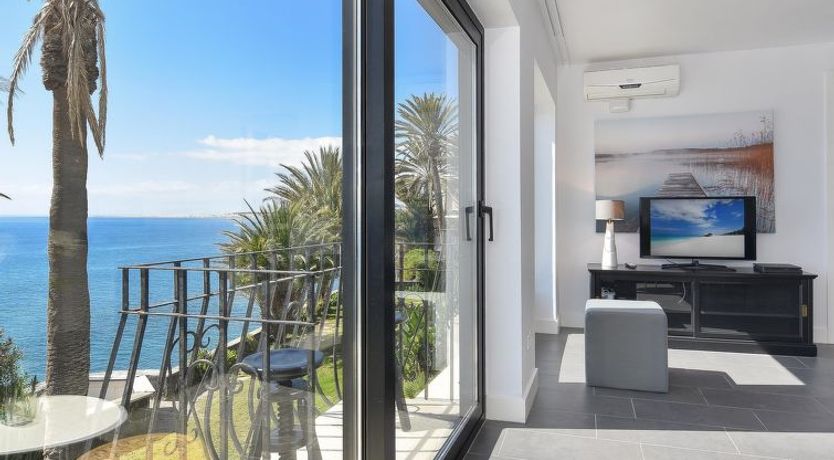 Photo of Seaside Suite 302