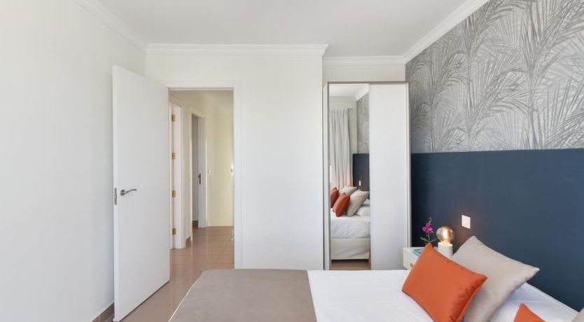 Photo of Santa Ana 2