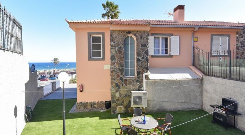 Photo of Santa Ana 2