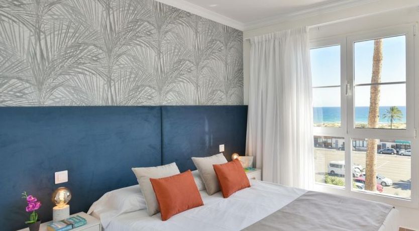 Photo of Santa Ana 2