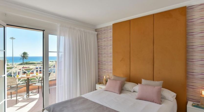 Photo of Santa Ana 2