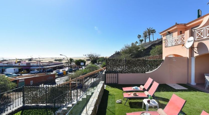 Photo of Santa Ana 2