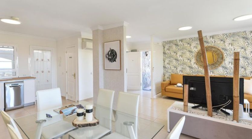 Photo of Santa Ana 2