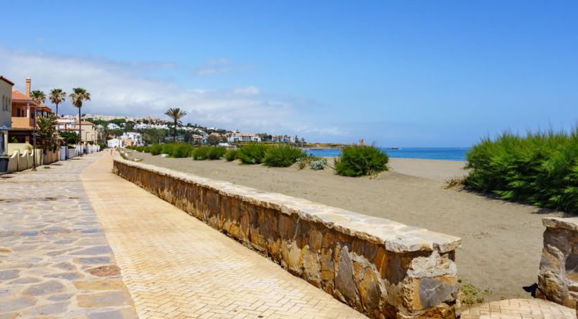 Photo of Casares del Sol