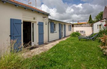 L'Adalou Holiday Home