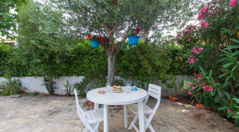 Photo of La Bahia Holiday Home 3