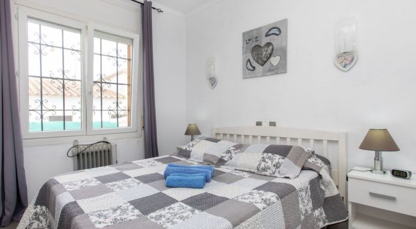 Photo of La Bahia Holiday Home 3