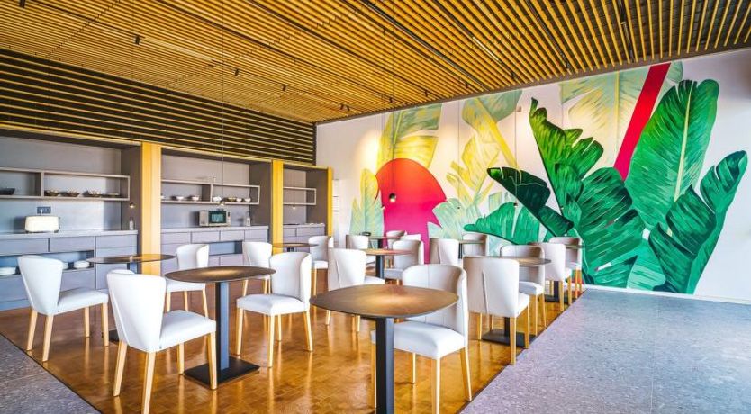 Photo of Deluxe-Cordial Santa Águeda