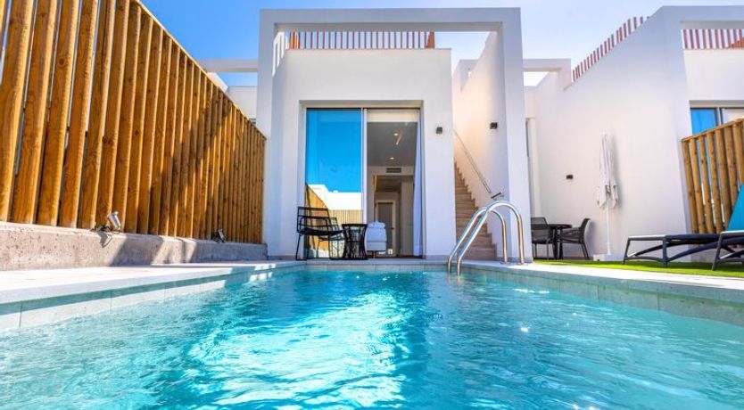 Photo of Deluxe-Cordial Santa Águeda