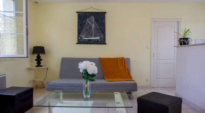 Photo of La Vague Abonde