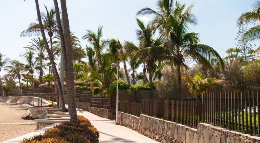 Photo of Beachfront Nasas 6 CD Apartment 2