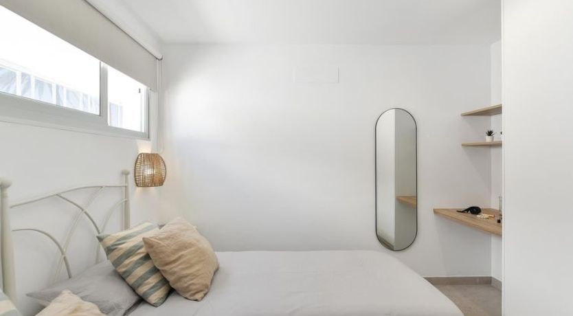 Photo of Beachfront Nasas 6 CD Apartment 2