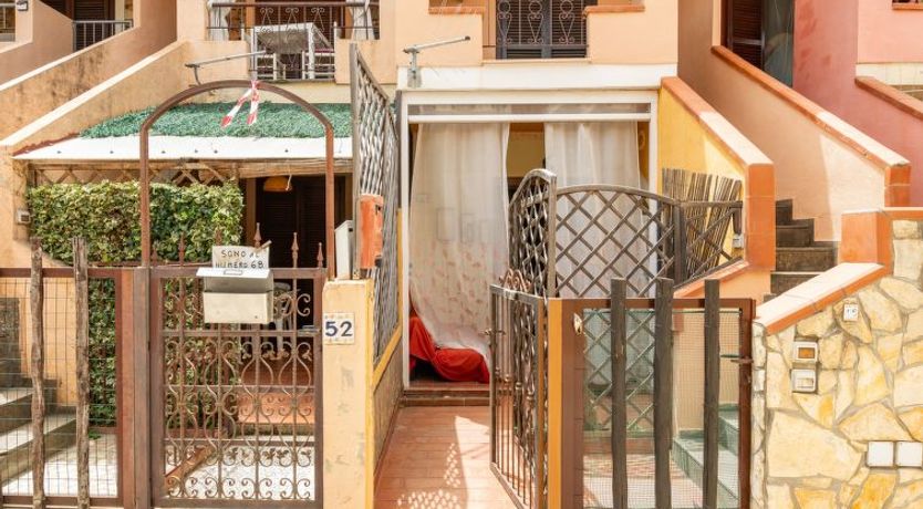 Photo of Pentagramma