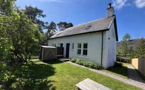 Photo of 2 Railway Cottage