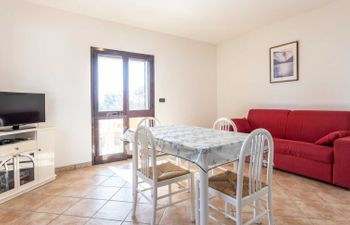 Atena Apartment 2 Holiday Home